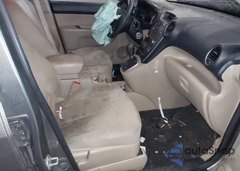 2009 Kia Rondo Lx z USA, uszkodzony, nr VIN KNAFG529097274508